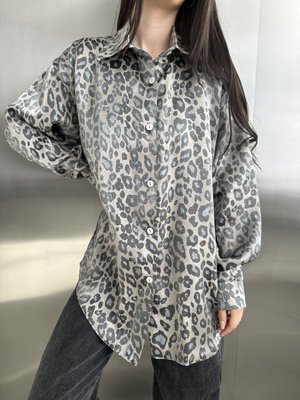 Женская базовая рубашка оверсайз цвет серый р.50/52 452445 452445 фото