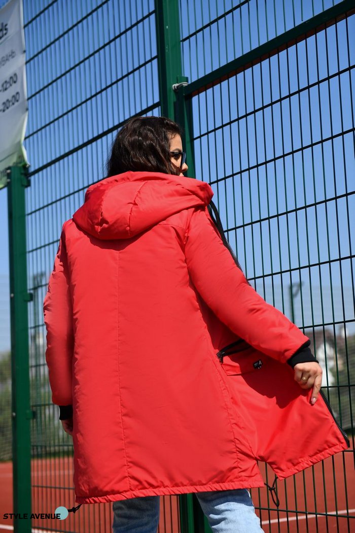 Женская куртка с капюшоном цвет красный р.48/50 449633 449633 фото