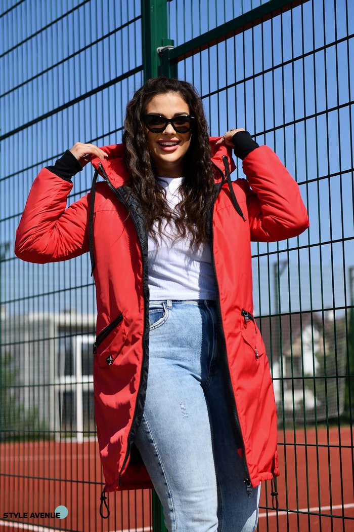 Женская куртка с капюшоном цвет красный р.48/50 449633 449633 фото