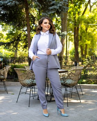 Жіночий костюм двійка брюки з жилетом сірого кольору розмір р.48/50 374441 379600 фото