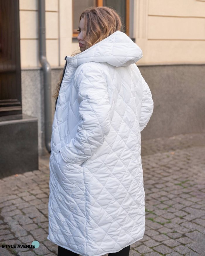 Женское пальто стеганое на синтепоне белого цвета р.50/52 338707 377829 фото